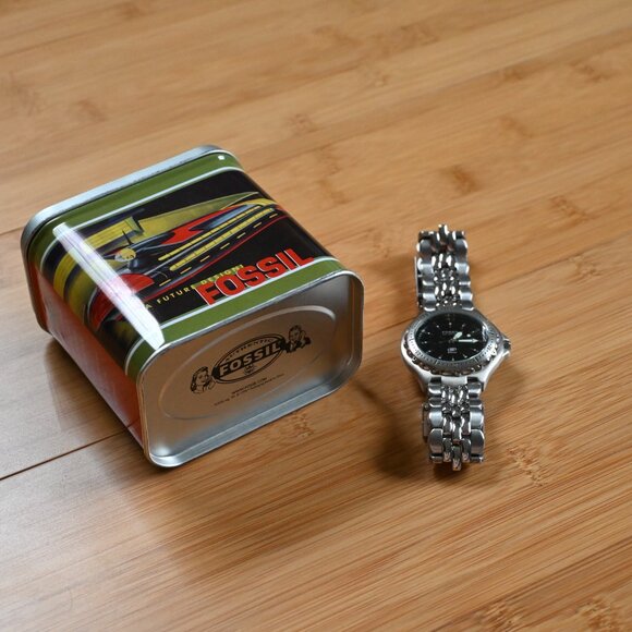 VTG 1998 Men's Fossil "Blue" Water Resistant Stainless Steel Watch - Picture 5 of 16